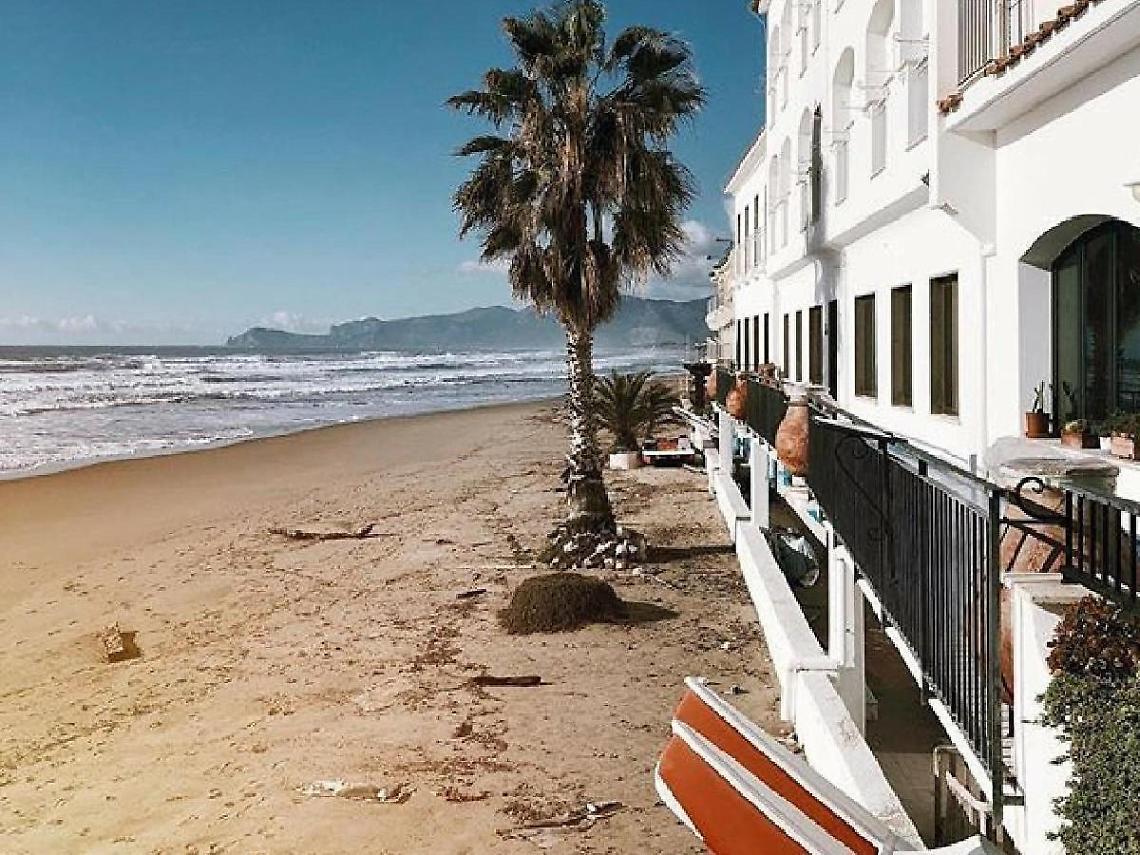 La magia del mare in inverno a Sperlonga conquista il web
