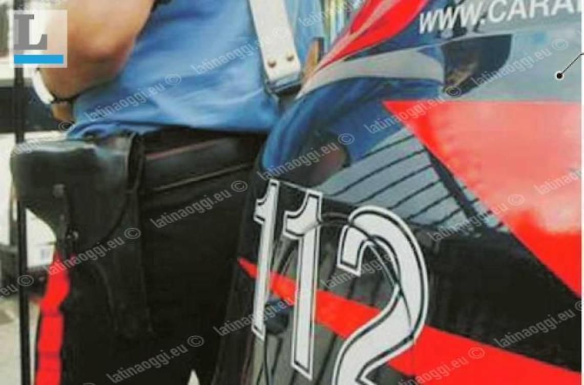 Rapina nella sala slot, entra con una pistola e si fa consegnare gli incassi