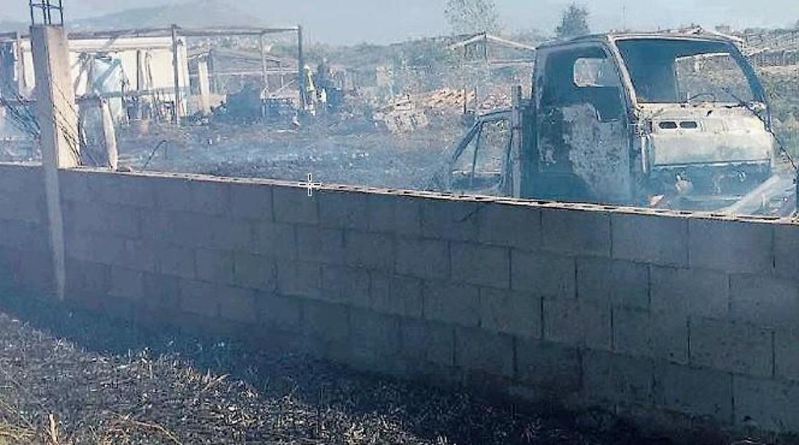 Terracina, discarica incendiata a Ceccaccio: l'incendio era doloso