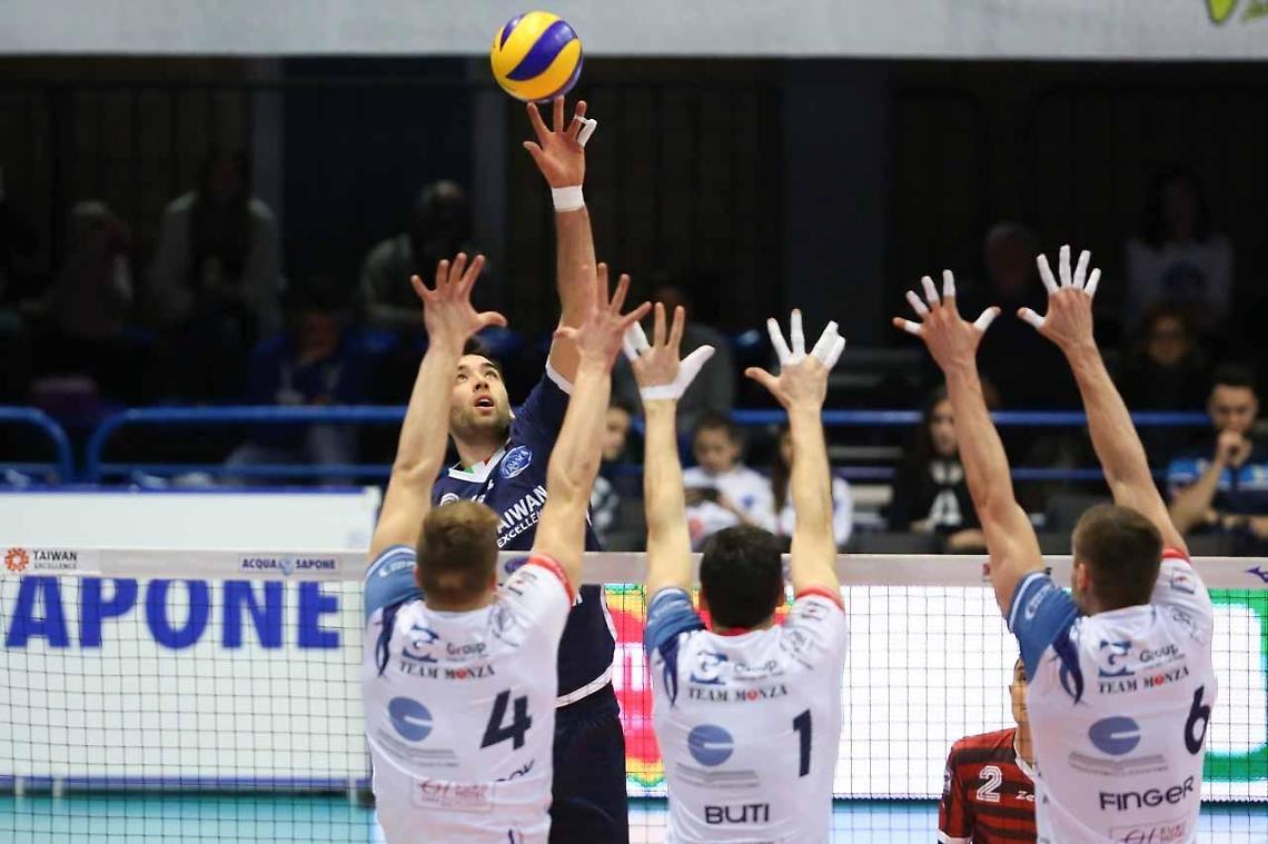 Una fase del match tra Latina e Monza