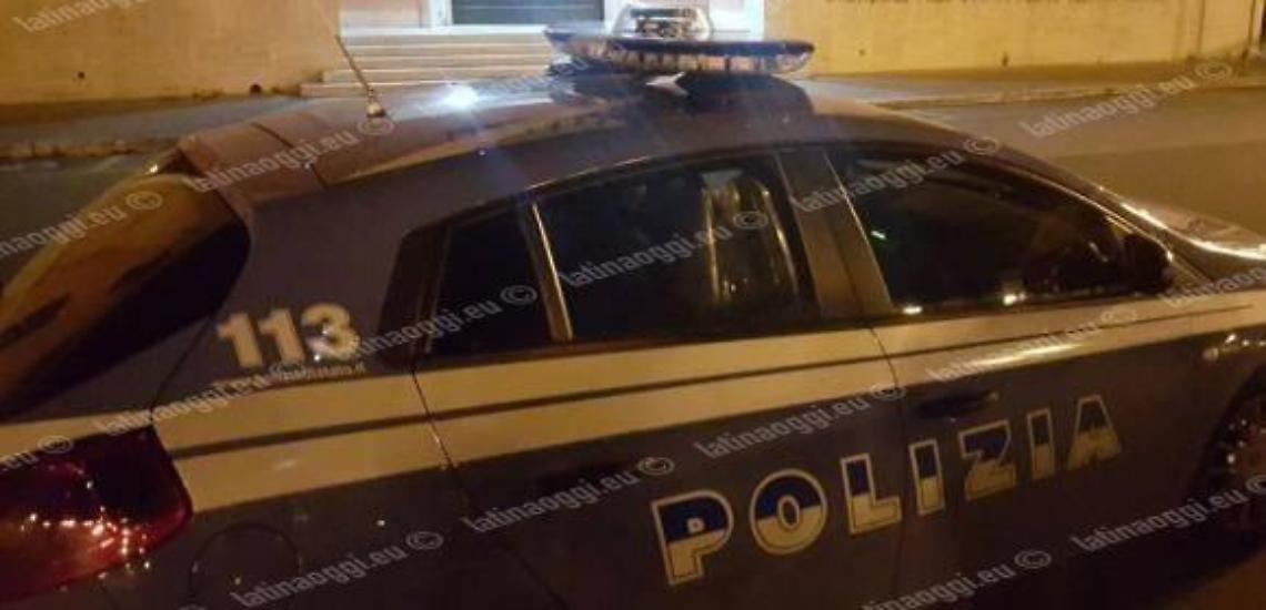 Avvocato rapinato in pieno centro: il bandito la minaccia con la pistola