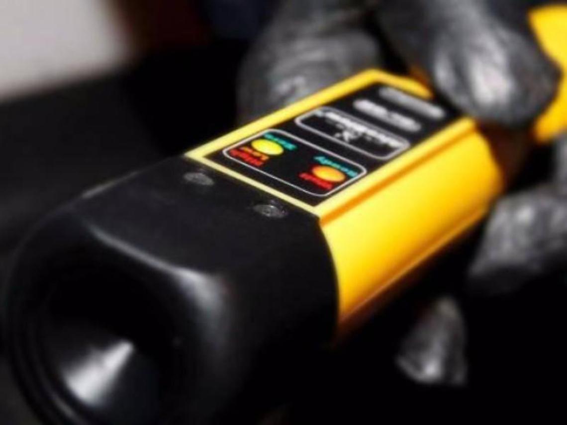 Rifiuta di sottoporsi all'alcoltest, denunciato un uomo