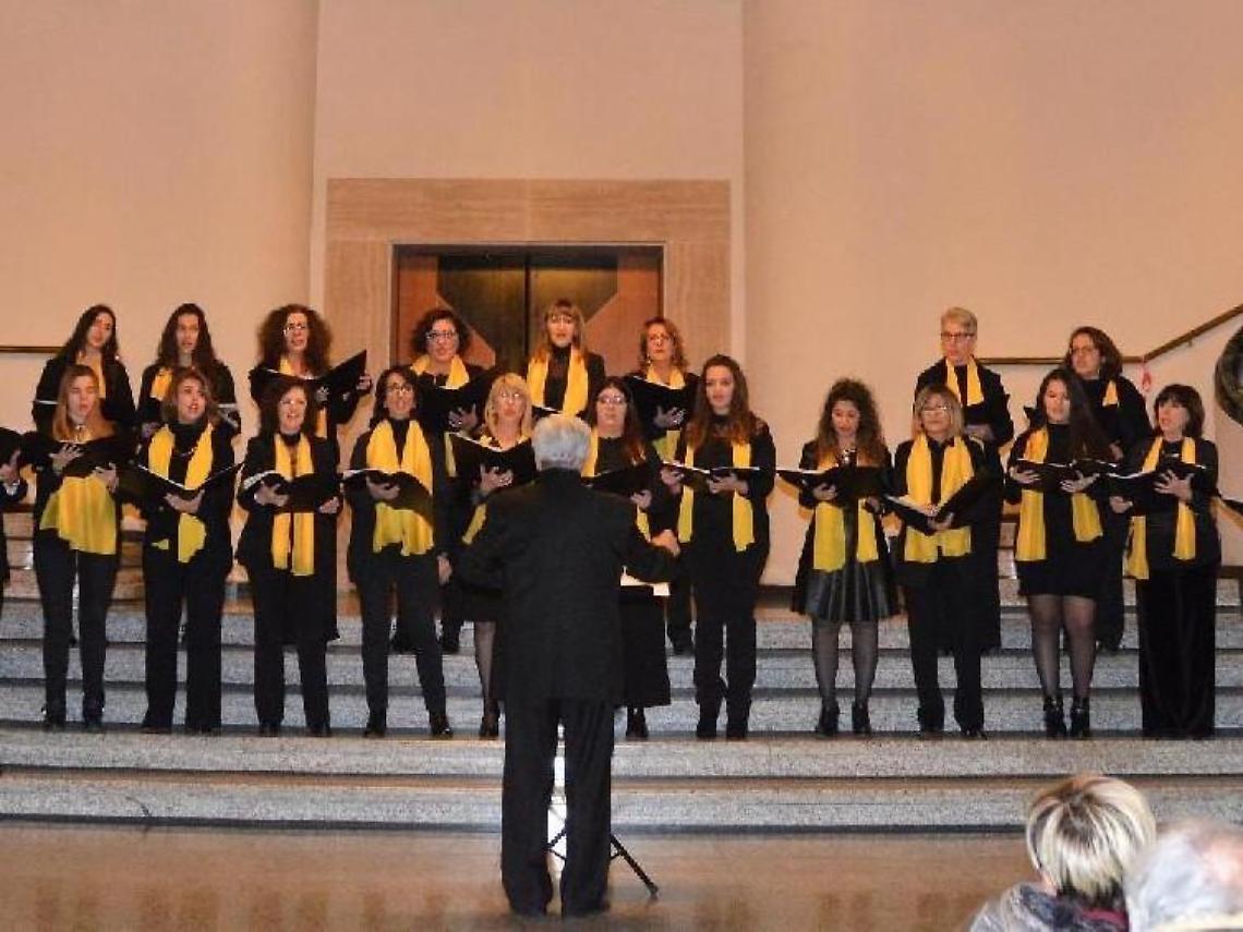 Il Paese, la storia e gli spartiti: il concerto al Liceo Alighieri