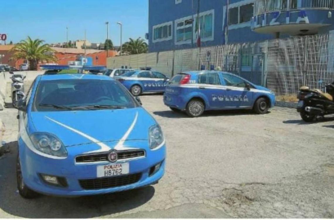 Resistenza e lesioni ai poliziotti, arrestato un migrante del Mali