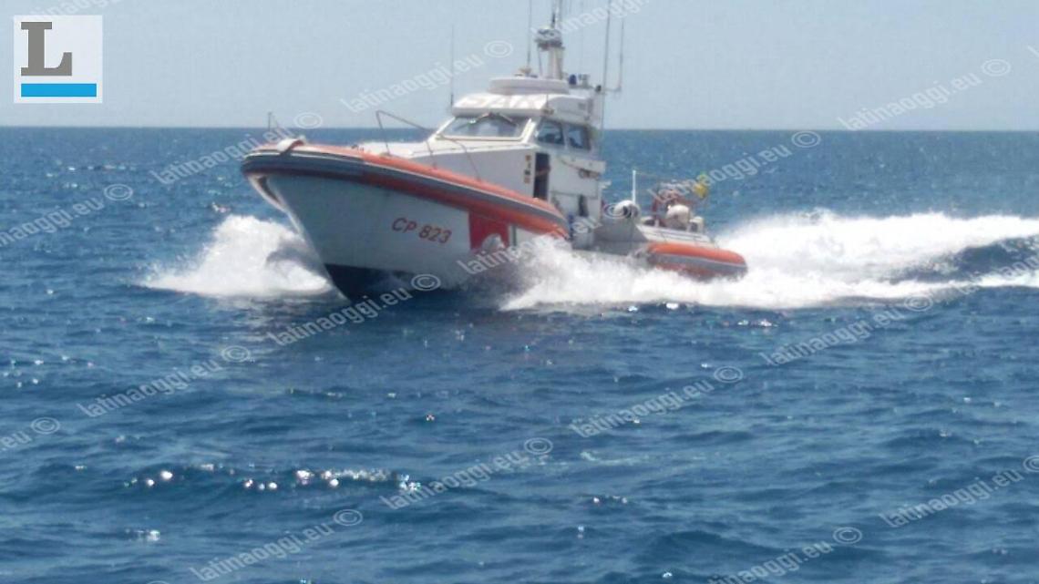 Trovati due corpi senza vita in mare a Terracina: &egrave; giallo