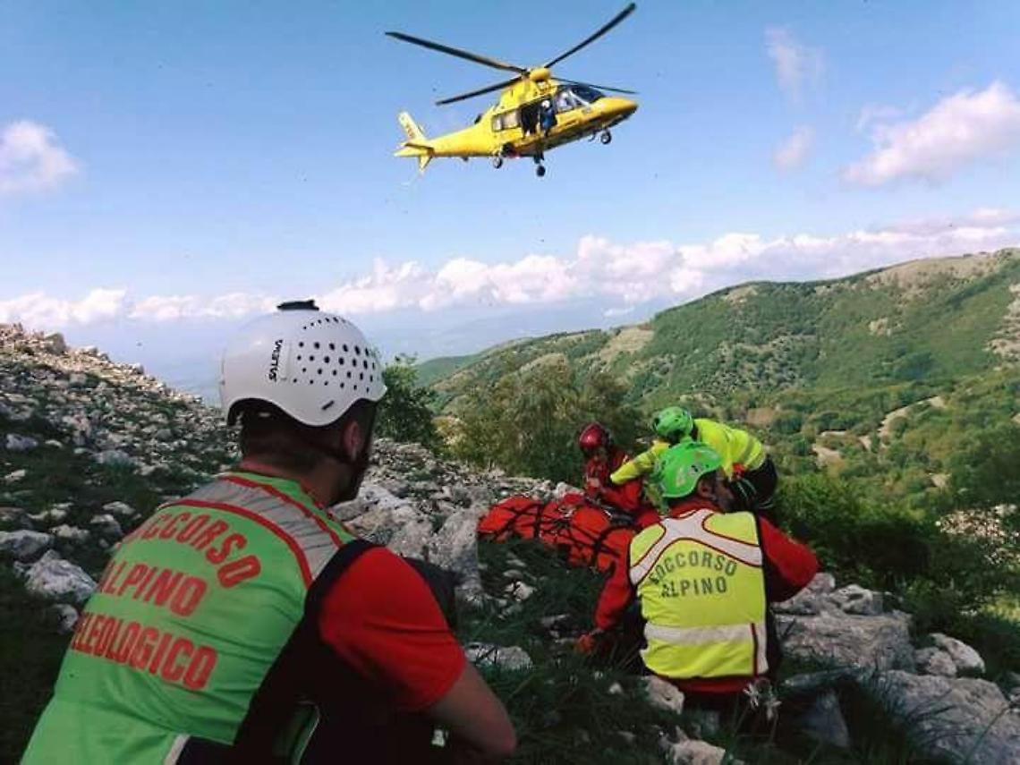 Cade in un dirupo sui Monti Aurunci e rimane ferito, paura per un 34enne
