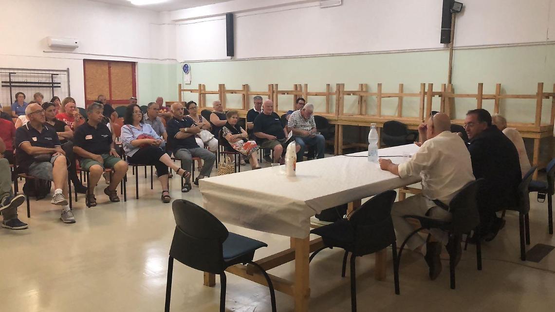 Vulcano diserta il confronto, monologo di Terra nel quartiere Toscanini
