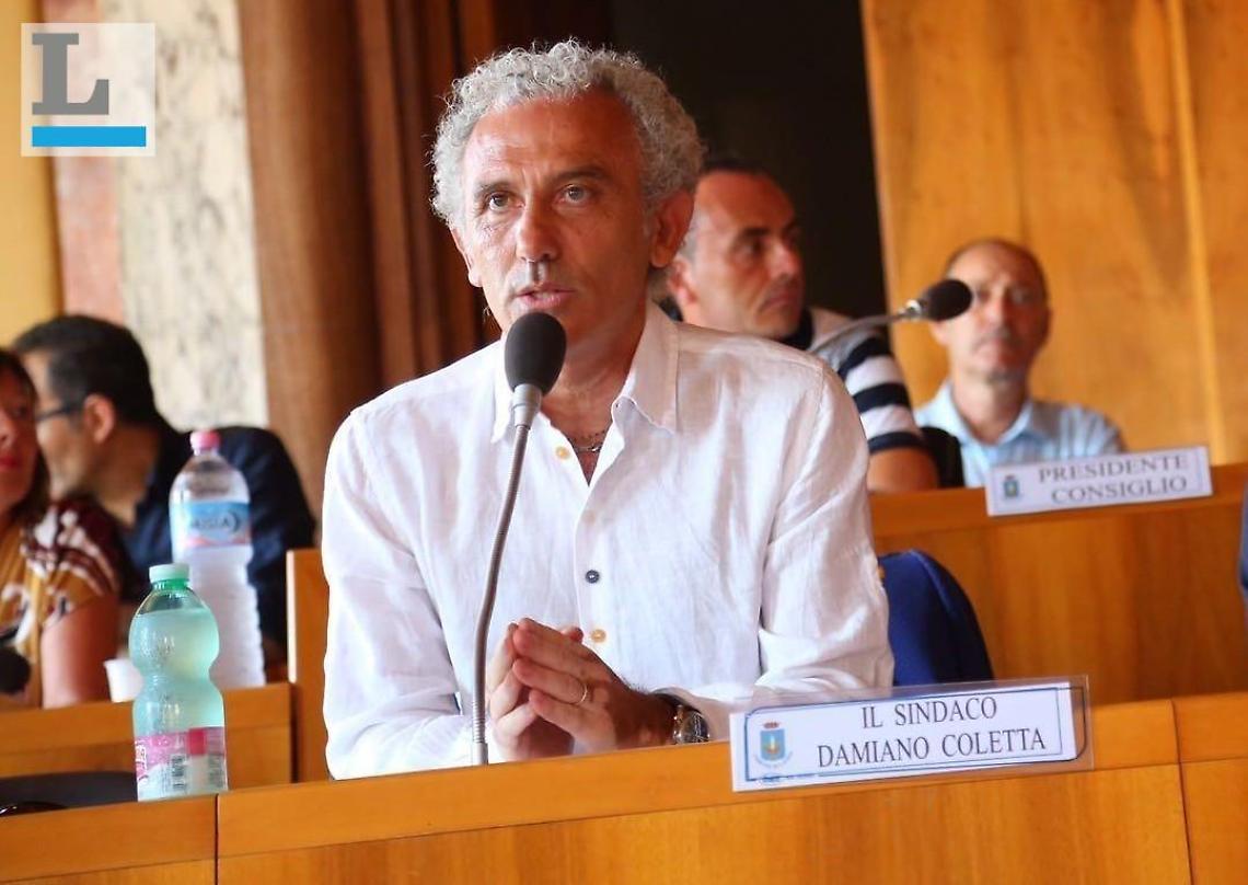 Due anni di giunta Coletta e quel libro nuovo ancora bianco