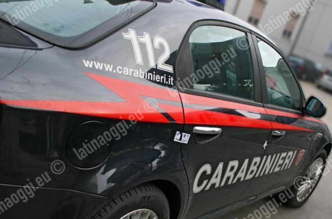 Quattro reati in pochi minuti: arrestato un 22enne dai carabinieri