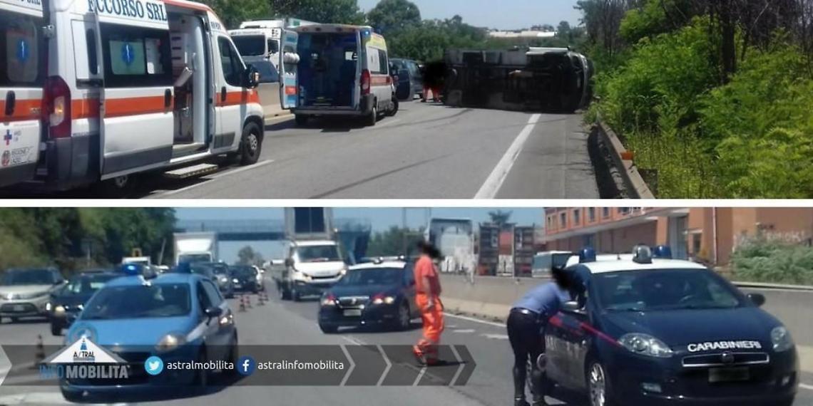 Pomezia, camion si ribalta sulla Pontina: coinvolte anche tre auto