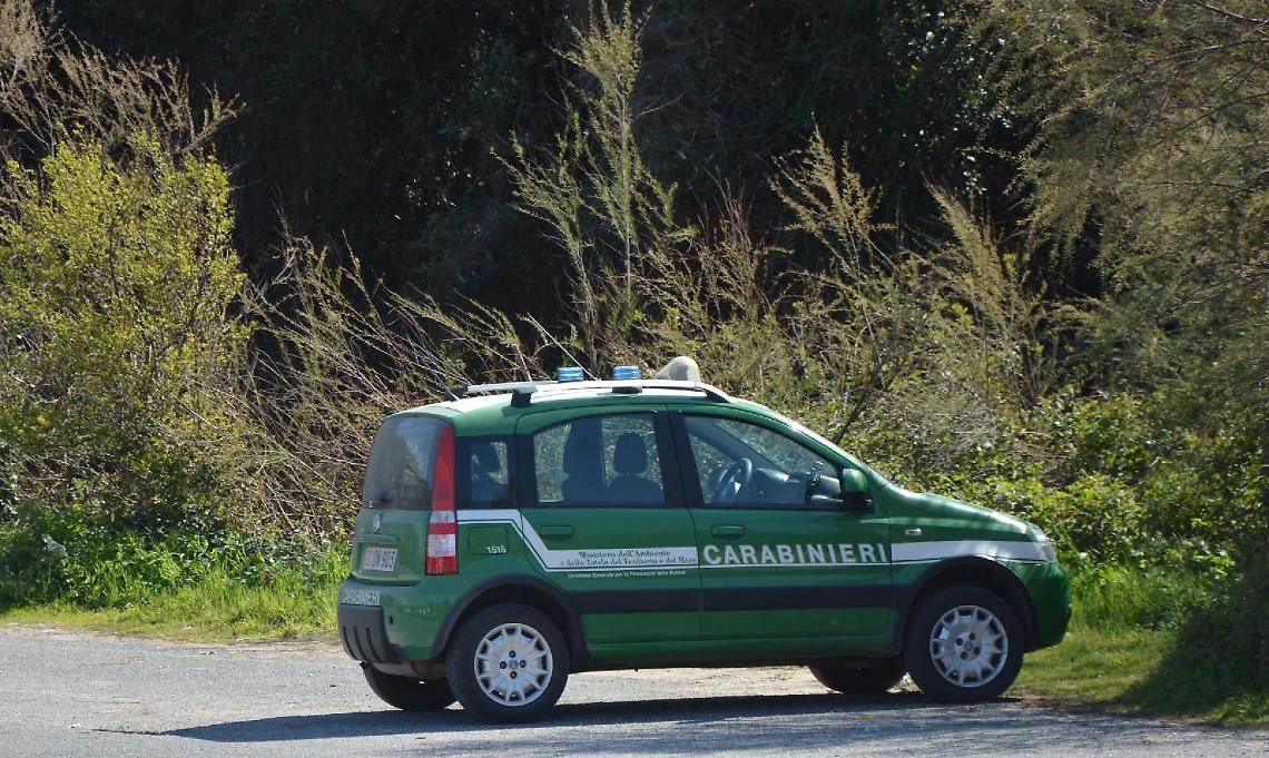 Gestione illecita dei rifiuti a Sabaudia, scatta la denuncia