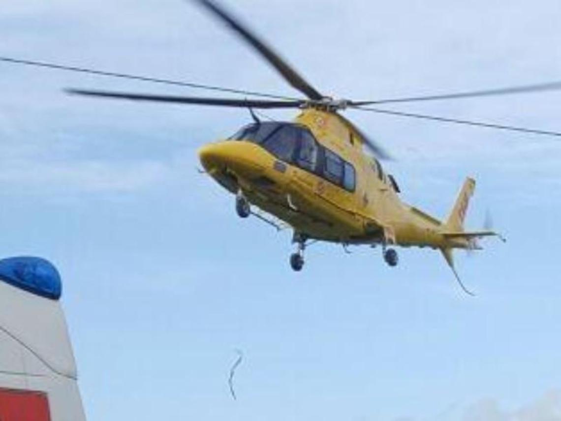 Velletri, bimba di un anno e mezzo investita fuori dall'asilo: &egrave; gravissima