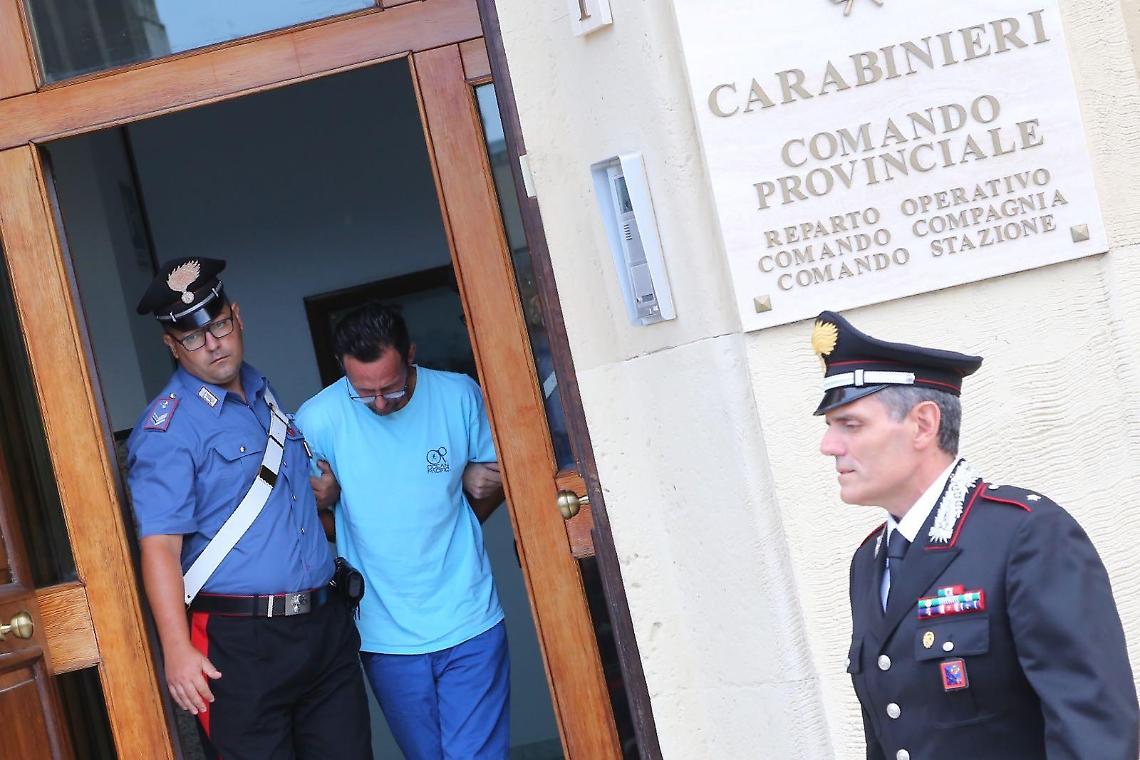 Omicidio a Roma, dopo l'omicidio Riggione ha derubato la donna