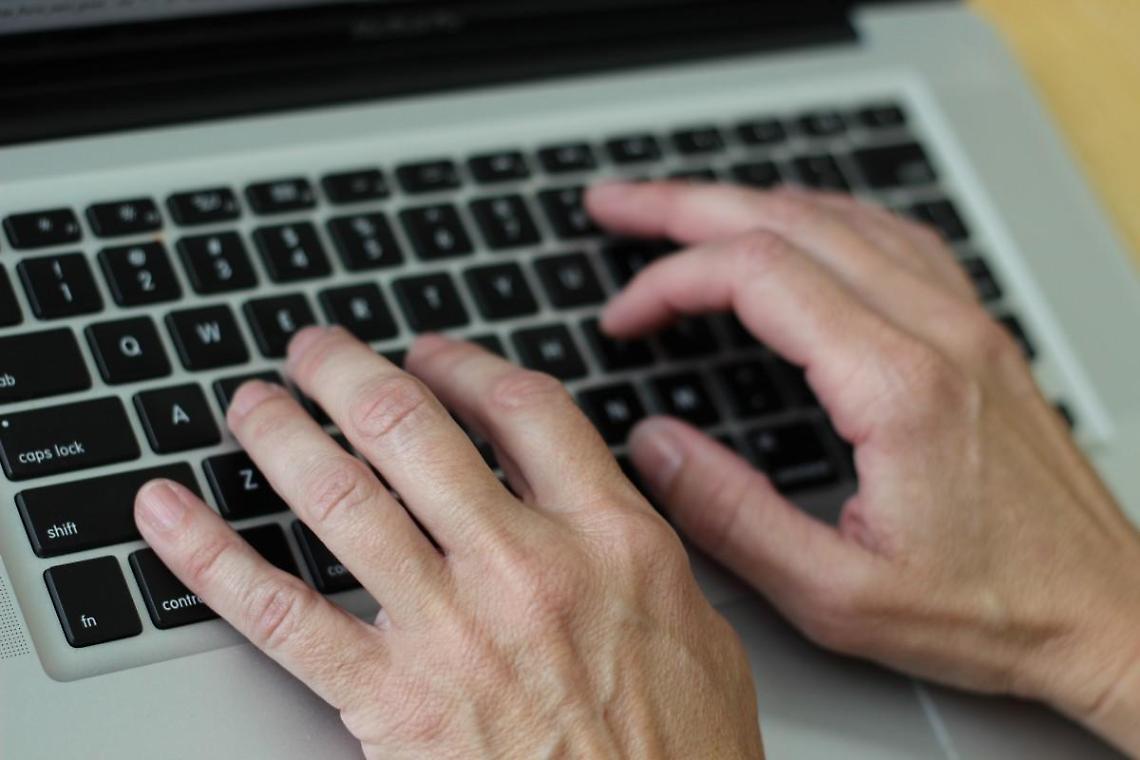 Pomezia, mense scolastiche e trasporto: ora le iscrizioni si fanno online