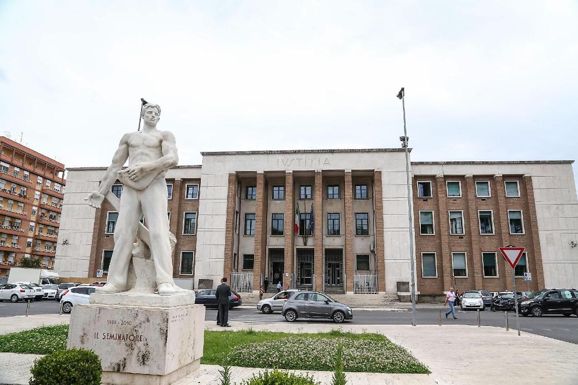 Giustizia, due magistrati della sezione gip-gup  lasciano Latina