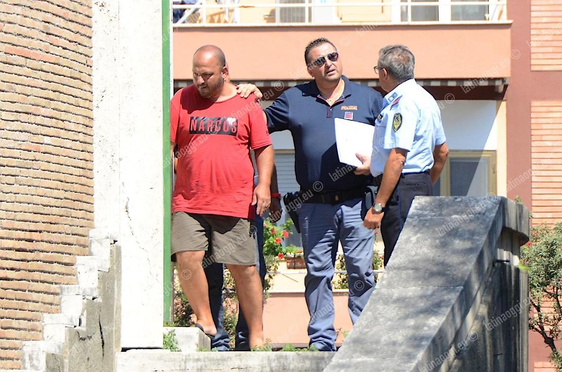 Terracina, rubava borse e preziosi sotto gli ombrelloni, arrestato un 34enne