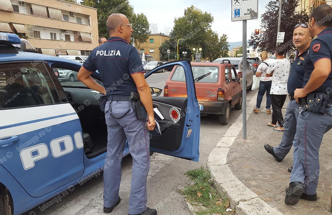 Ubriaco, semina il panico a bordo di una Panda in via Vittorio Veneto