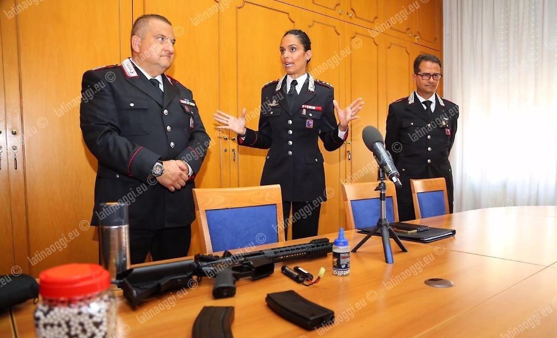 Al centro il capitano della Compagnia Margherita con i comandanti del Norm Silvio Bencivenga (a destra) e della Stazione Antonino Ciulla