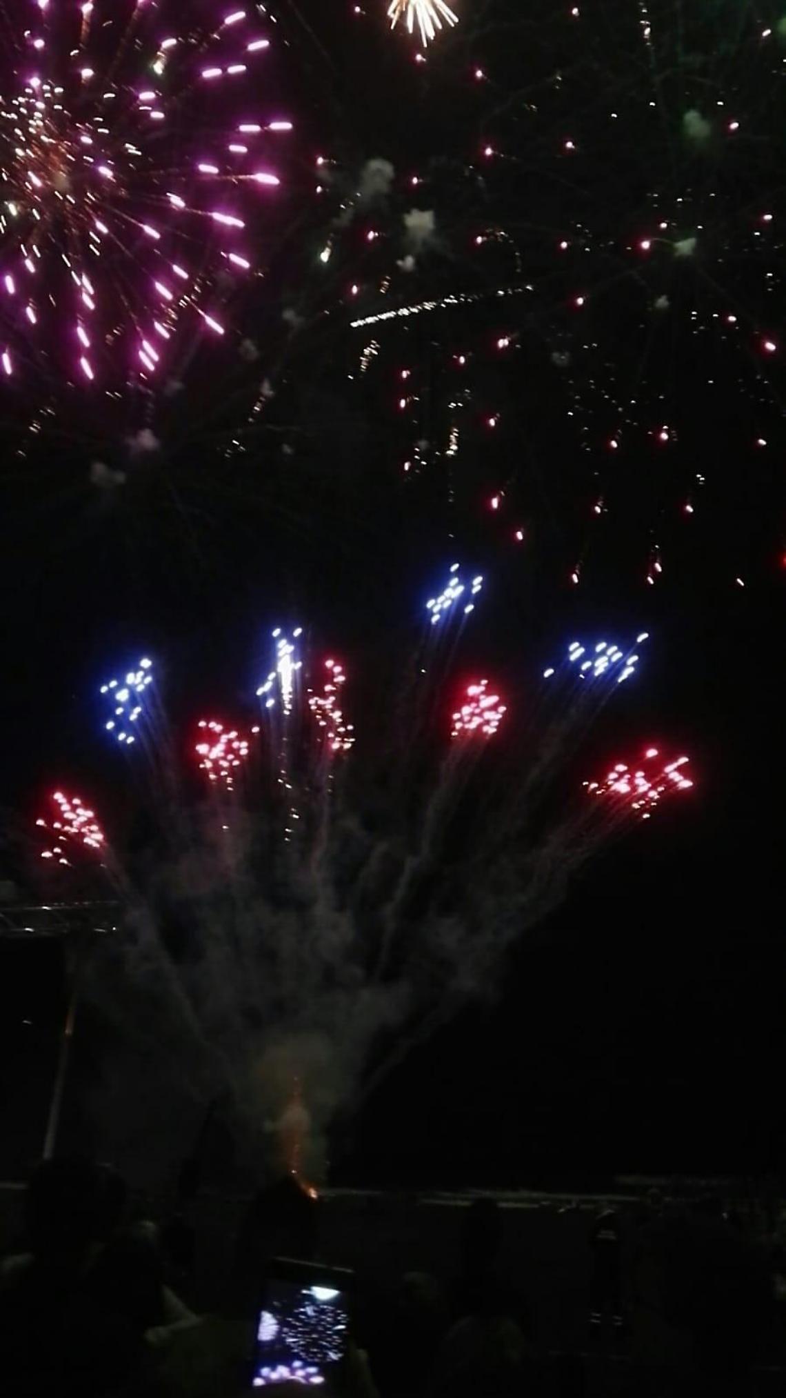 Fuochi d'artificio per gli auguri all'amico in carcere: denunciati