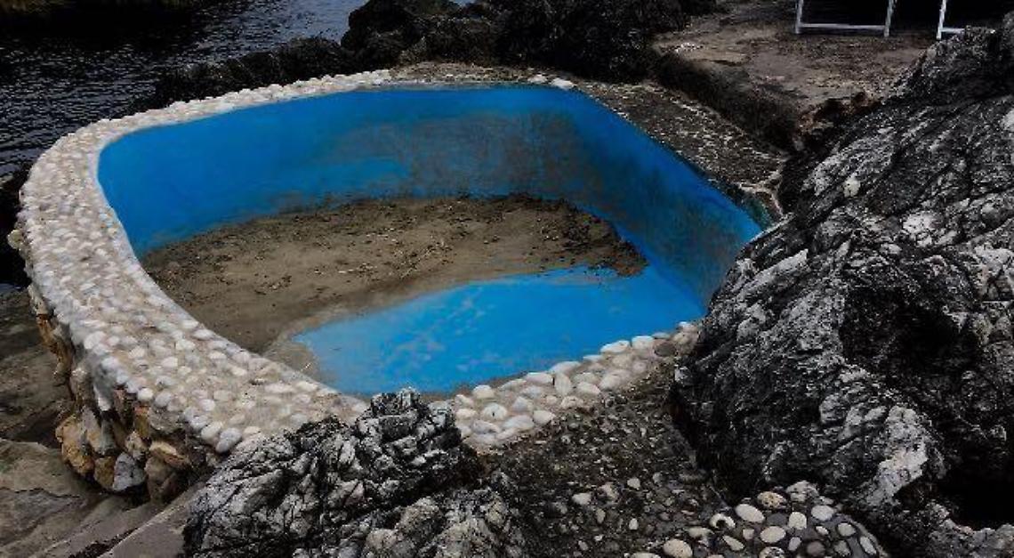 Circeo, gli abusi sulla scogliera di Quarto Caldo sono da demolire