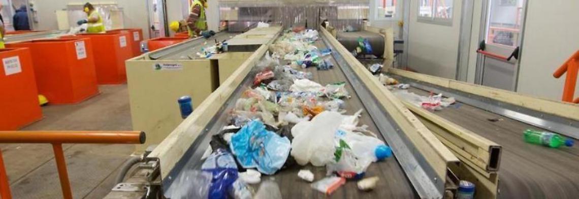 Rifiuti, risorse per impianti di trattamento di proprietà pubblica