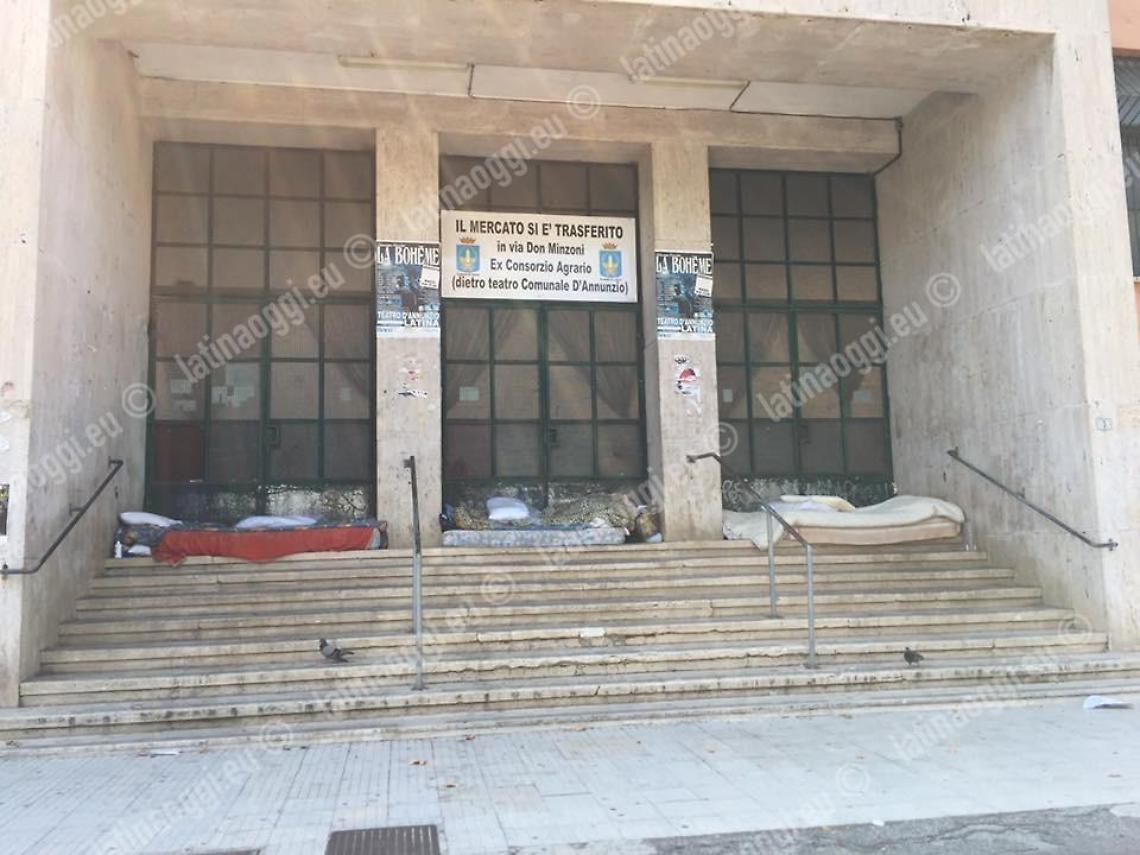 Pannelli transitori all'ex Mercato, Bellini: risolveremo il degrado dell'area