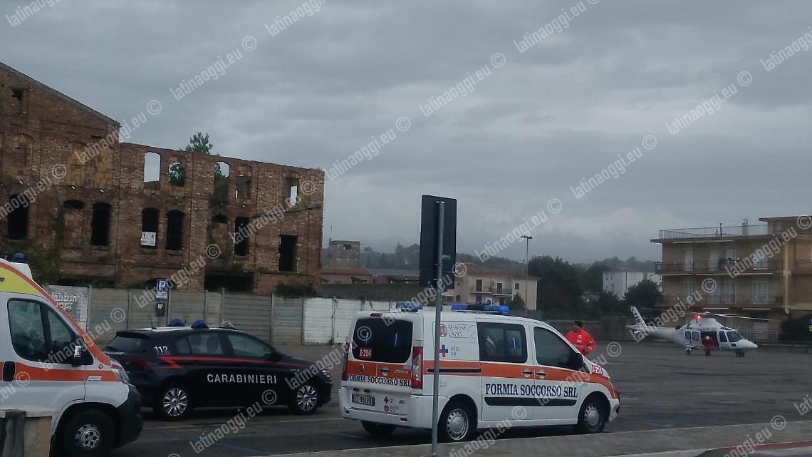 Precipita dal balcone mentre stava eseguendo dei lavori: grave un 36enne