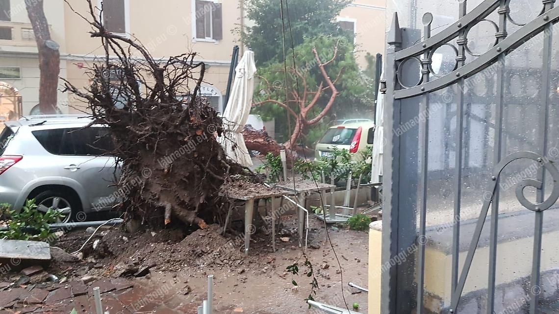 Maltempo, Zingaretti dichiara lo stato di calamità regionale
