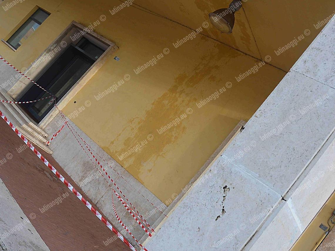 Albergo Sabaudia al Lago in pessime condizioni, il sindaco chiede interventi