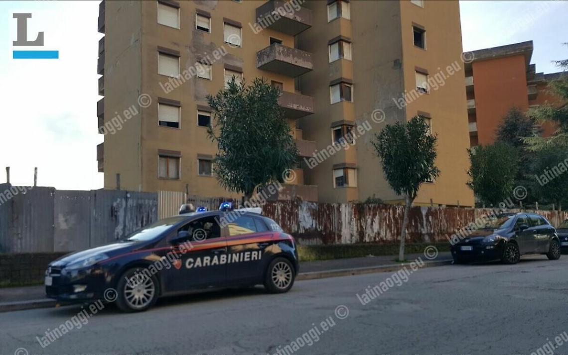 Uomo trovato morto nei palazzi abbandonati dell'ex Canebi