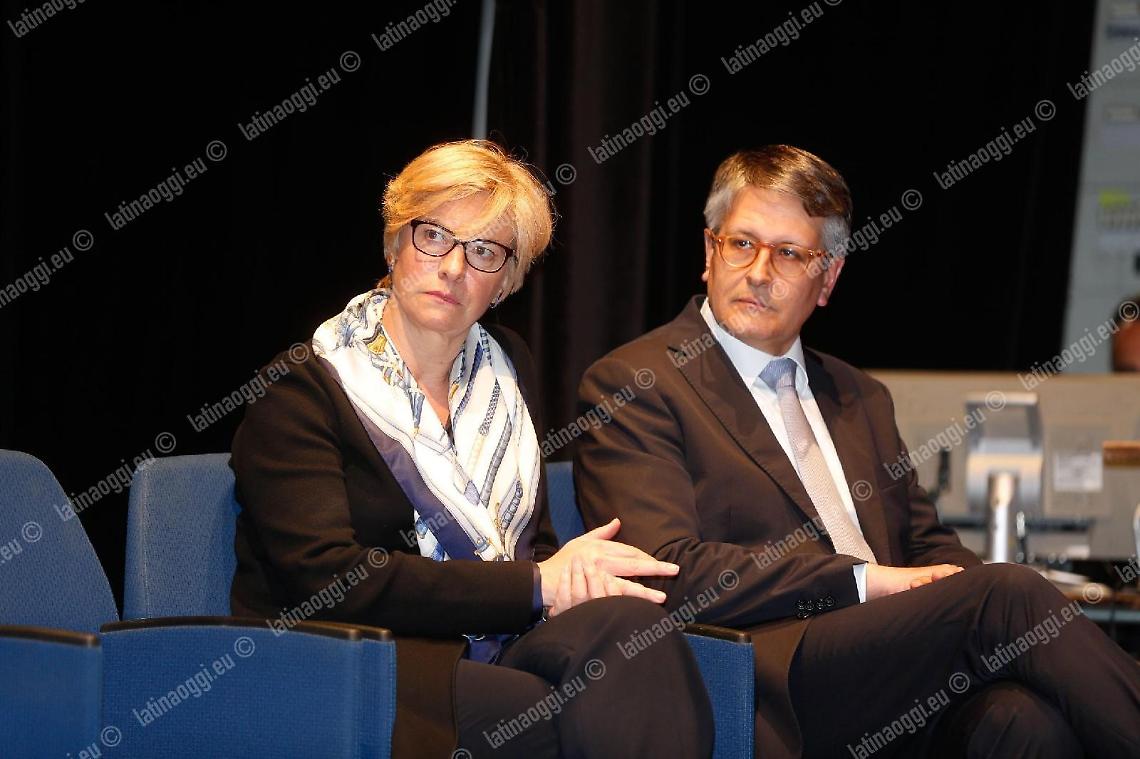 L'ex ministro Pinotti farà lezione alla scuola di formazione del Pd