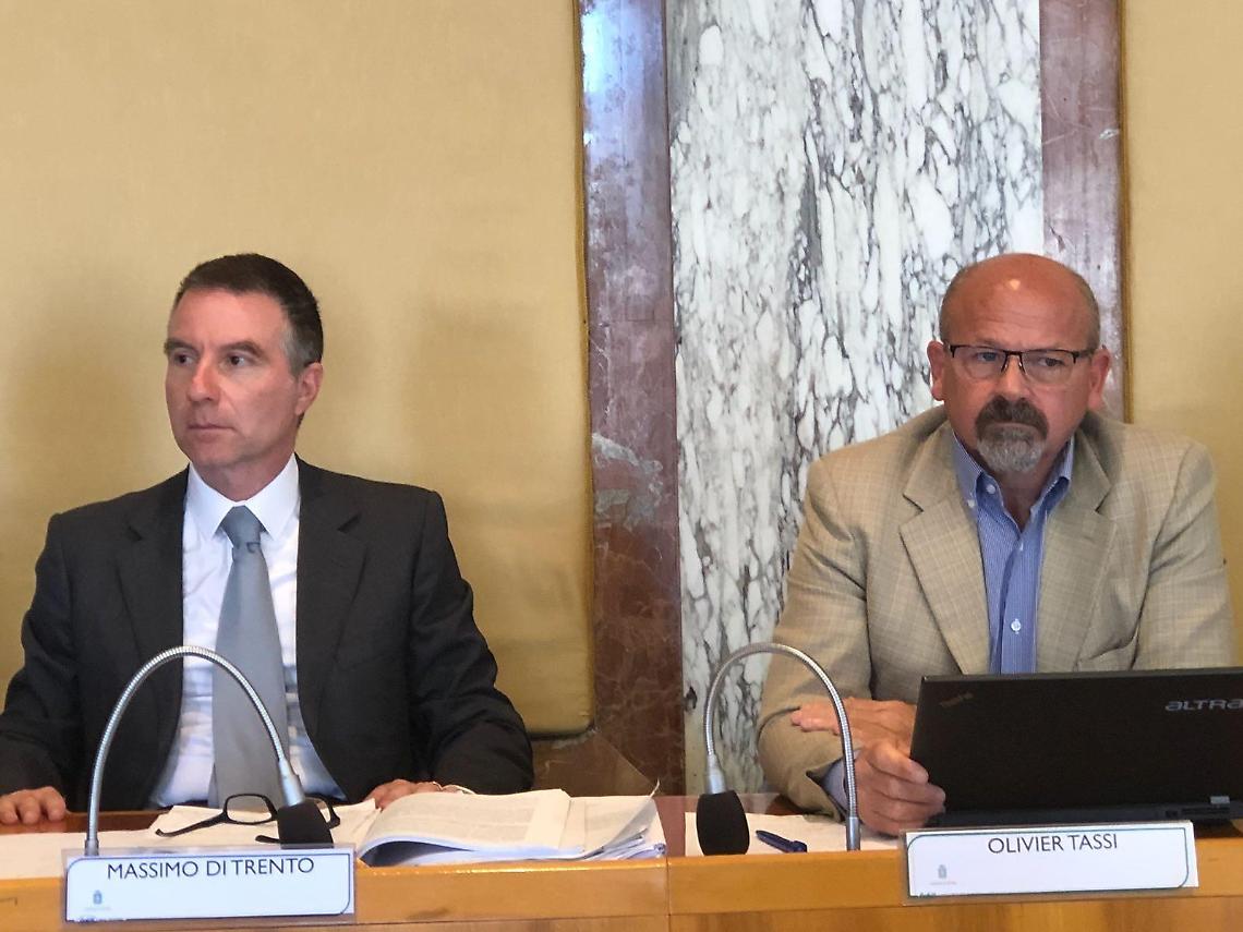 Terremoto in maggioranza: tre consiglieri escono da Lbc