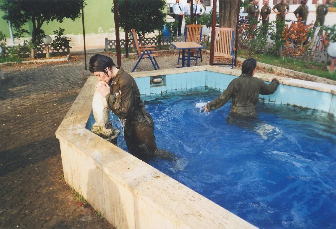 Presunto nonnismo in aeronautica, Cristoforetti difende la scuola di volo