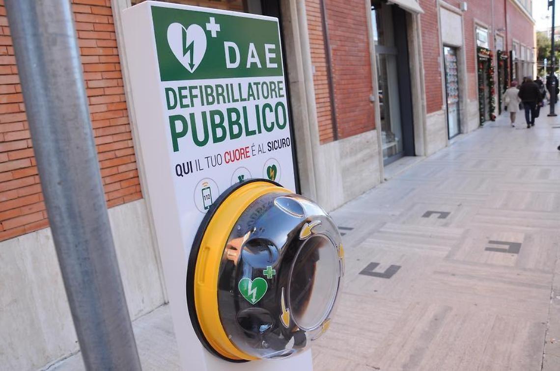 Latina cardioprotetta, in arrivo altri 6 defibrillatori