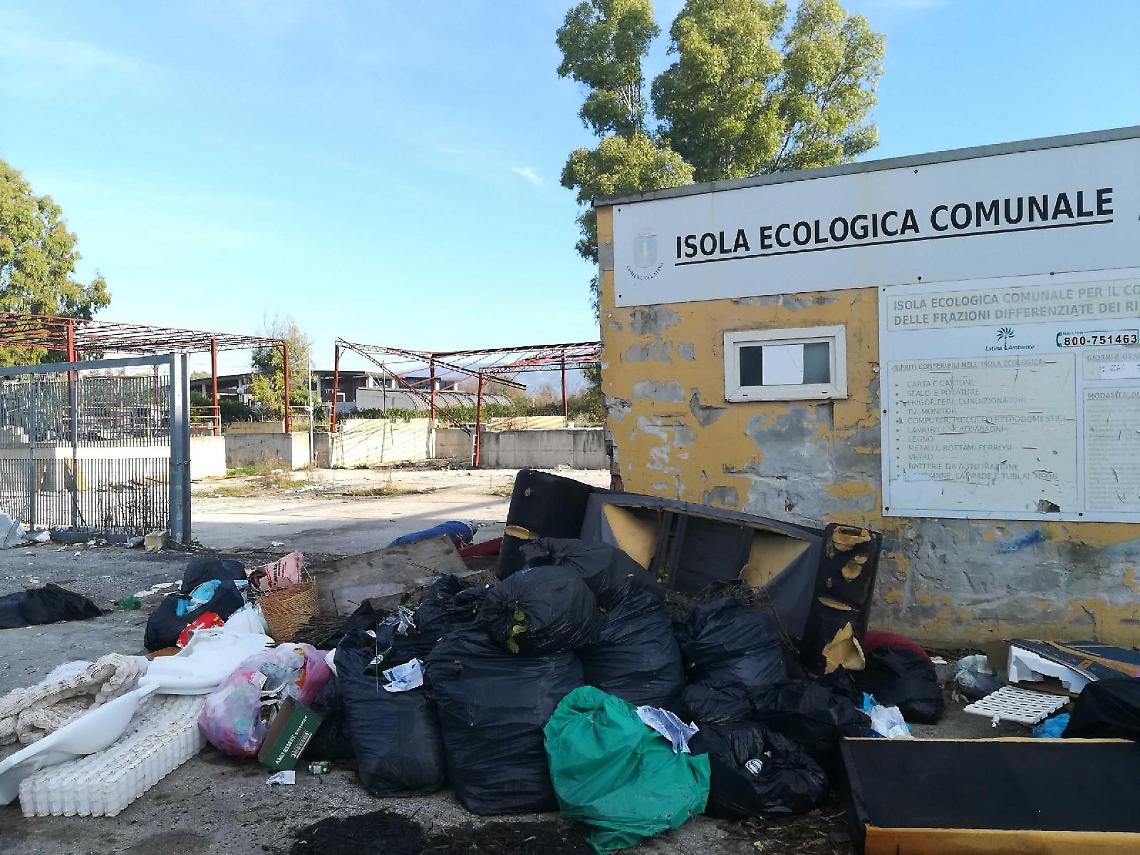 Valletta con Antoci: "Lbc non dà risposte". E cita l'esempio Chiesuola