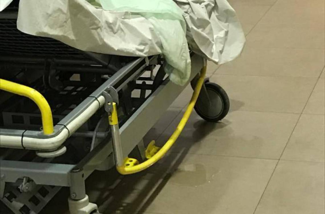 In codice rosso, muore mentre è nel corridoio del pronto soccorso