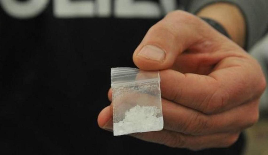 Poliziotto sottraeva cocaina ai sequestri, condannato per peculato