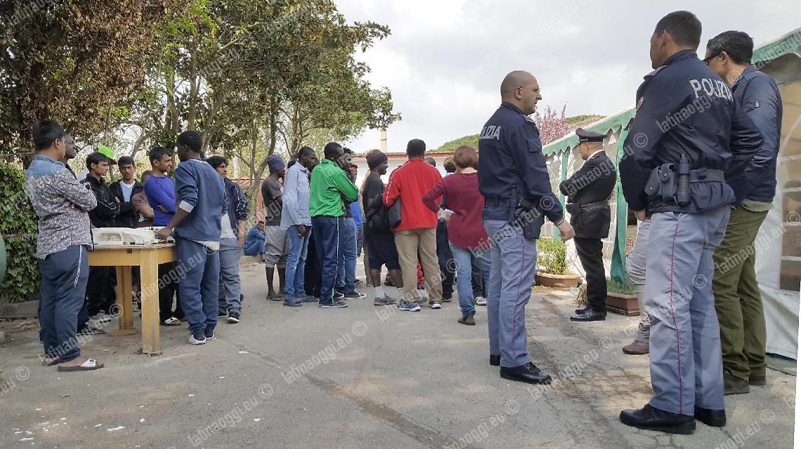 Un gruppo di migranti di Castelnuovo di Porto sar&agrave; ospitato in provincia