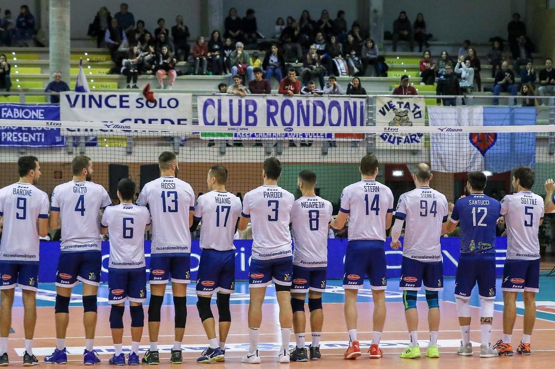 La Top Volley Latina scende in campo contro il bullismo