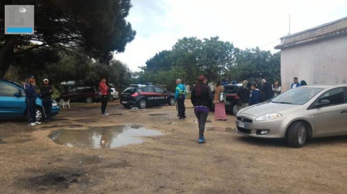Black out a causa di un incendio ad Al Karama, i rom rifiutano assistenza