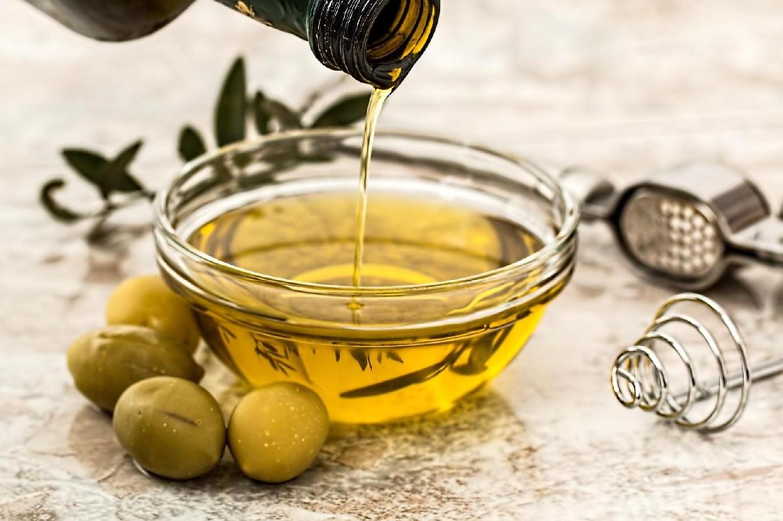 "Assaggiatore d'olio per un giorno". Consumatori protagonisti a Palazzo M