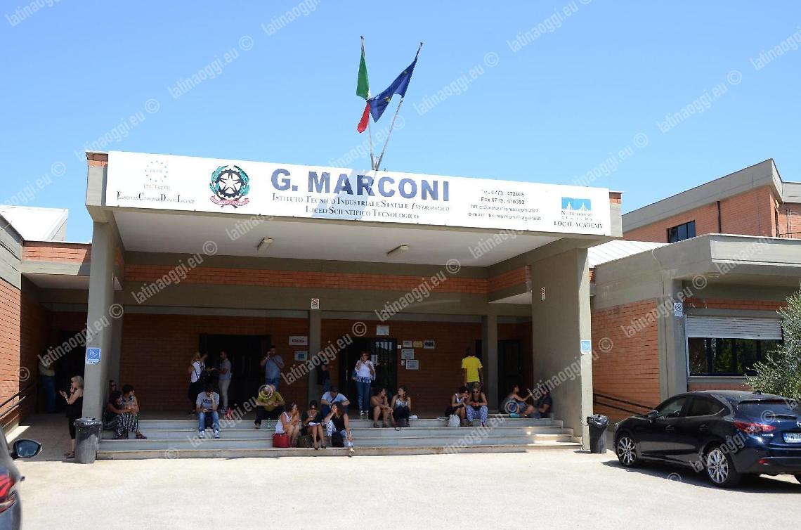 Aziende al Marconi, imprese e studenti fanno rete nell'istituto di Latina
