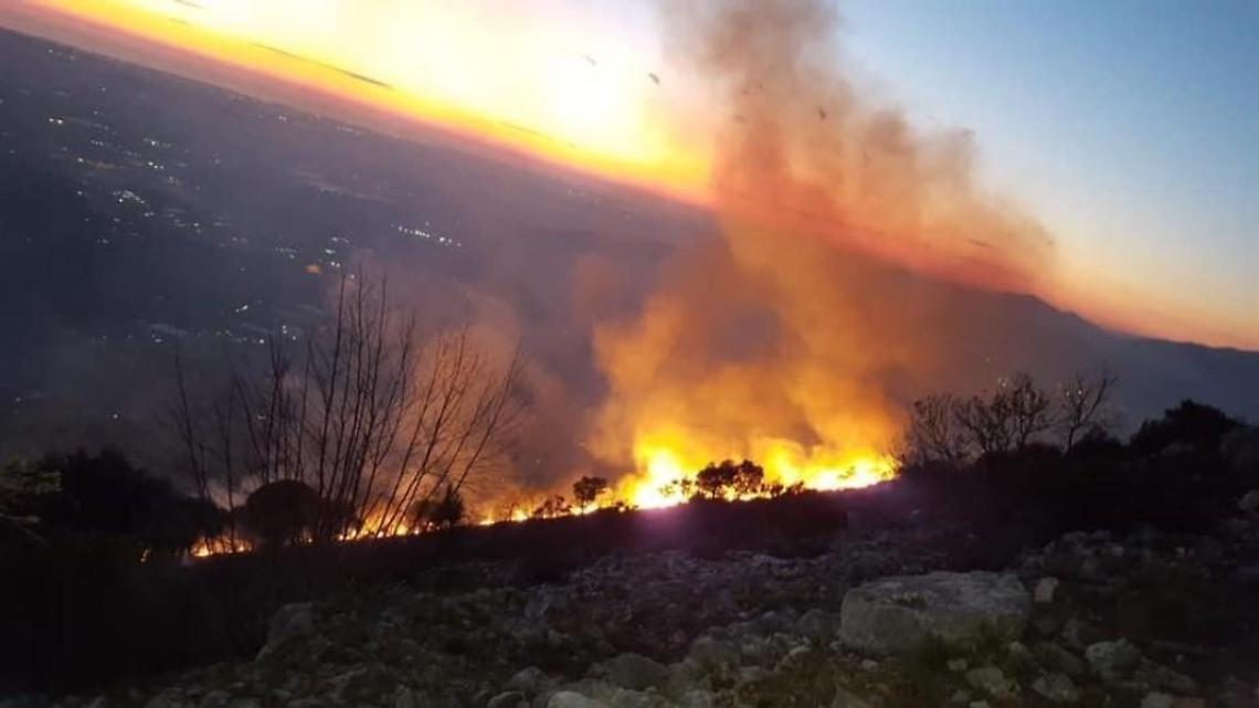 Incendio in montagna, parte la denuncia dei sindaci di Sonnino e Roccasecca