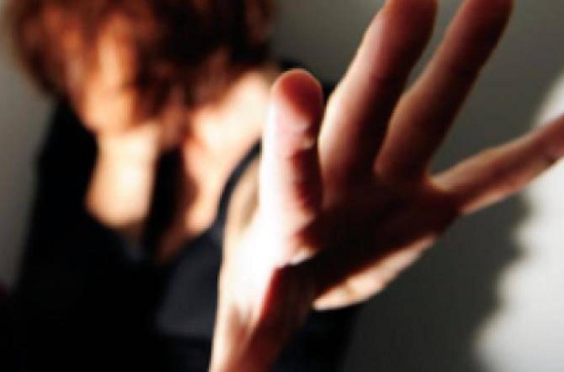 «Vi stacco la testa»,  a giudizio  per stalking