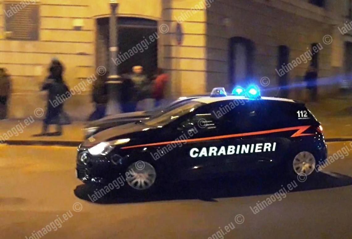 Si finge una prostituta e poi minaccia una denuncia per violenze: arrestata