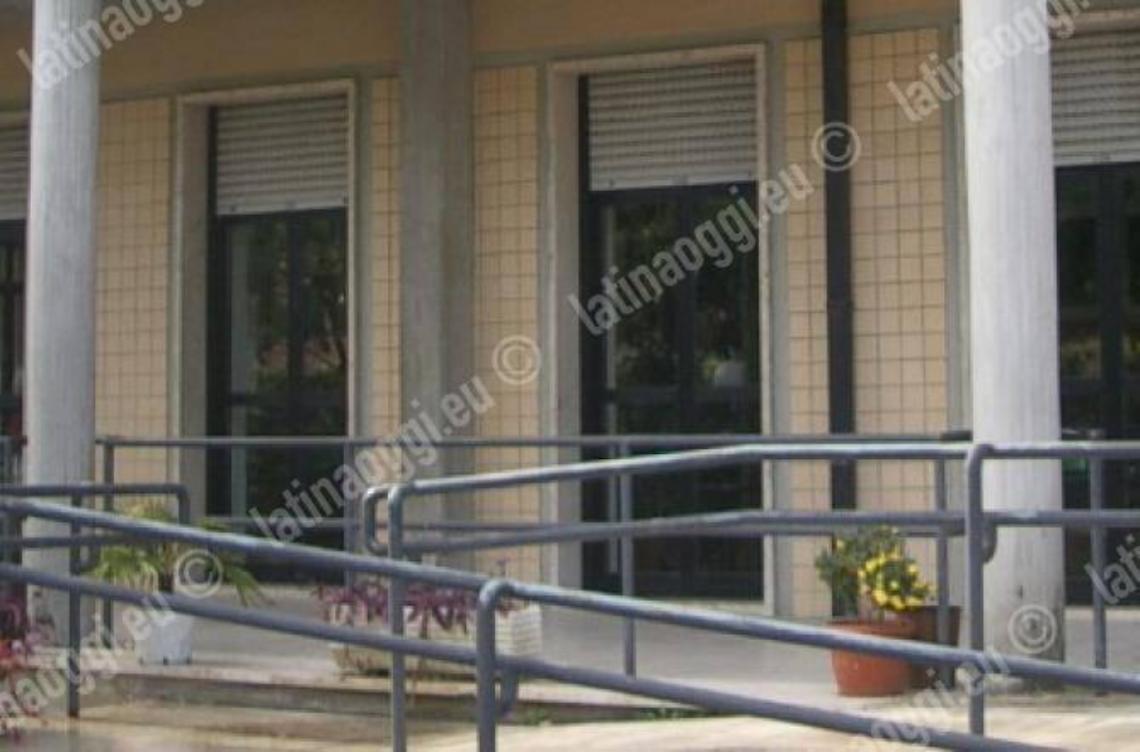 Centro anziani, Celentano raccoglie lo sfogo degli iscritti: "Coletta ci ignora"