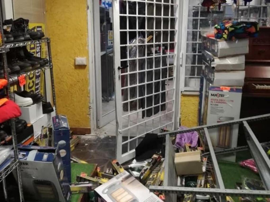 Furto a Pomezia, ladri in azione in via Pontina Vecchia