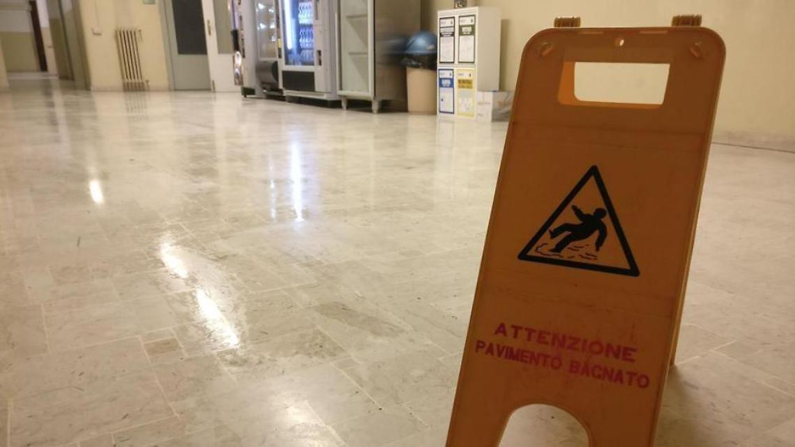 Confail: senza stipendio gli addetti alle pulizie della caserma vigili del fuoco