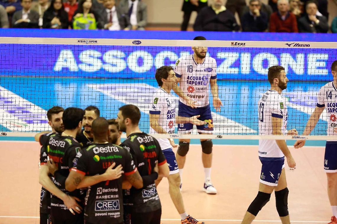 Tutto facile per Cucine Lube Civitanova contro la Top Volley