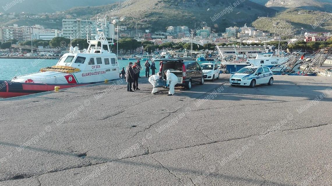 Cadavere ritrovato in mare a Ponza, potrebbe essere di un uomo di Nettuno